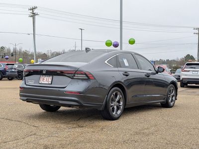 2023 Honda Accord - Photo 3