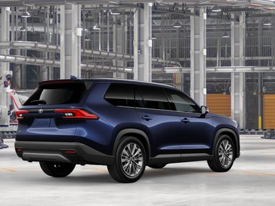 2026 Toyota Grand Highlander — photo 10 view