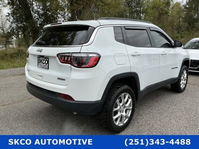 2023 Jeep Compass — photo 8 view