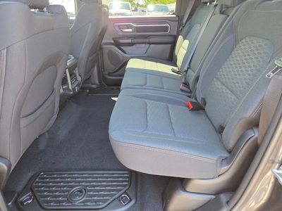 2026 Ram 1500 — photo 8 view