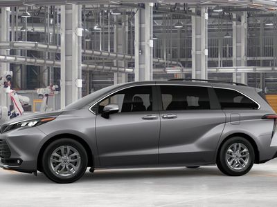 2026 Toyota Sienna - Photo 3