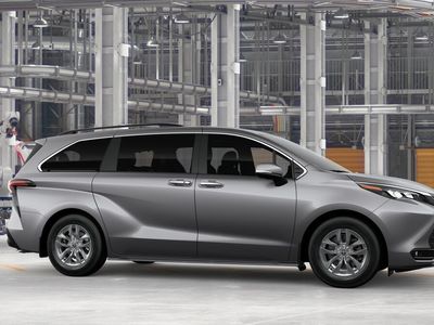 2026 Toyota Sienna - Photo 13