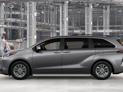 2026 Toyota Sienna - Photo 4