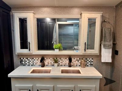 2021 Jayco Pinnacle - Photo 65