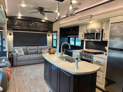2021 Jayco Pinnacle - Photo 12