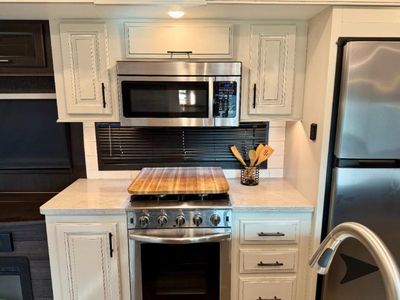 2021 Jayco Pinnacle - Photo 29
