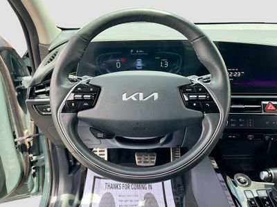 2023 Kia Niro — photo 11 view