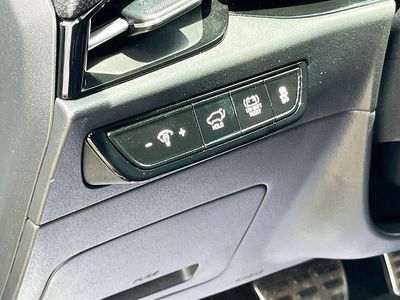 2023 Kia Niro — photo 10 view