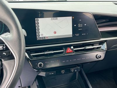 2023 Kia Niro — photo 13 view