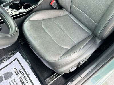 2023 Kia Niro — photo 19 view