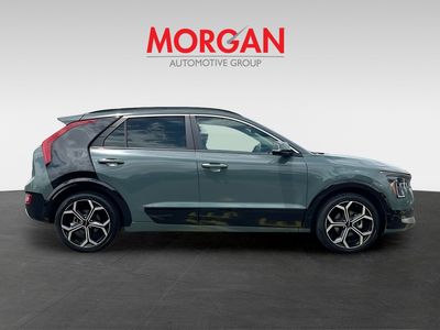 2023 Kia Niro — photo 8 view