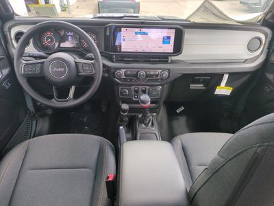 2026 Jeep Wrangler — photo 17 view