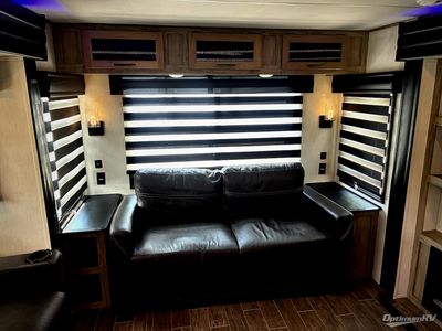 2022 Forest River Cherokee Alpha Wolf - Photo 7