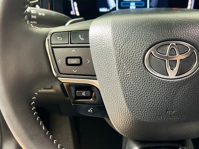 2026 Toyota Camry — photo 16 view