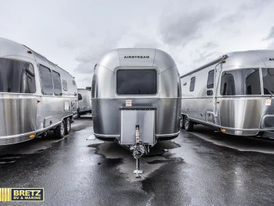 2026 Airstream World Traveler - Photo 3