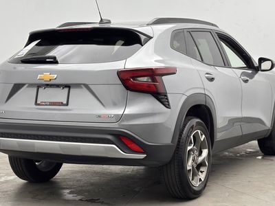 2025 Chevrolet Trax - Photo 7