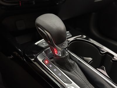 2025 Chevrolet Trax - Photo 12