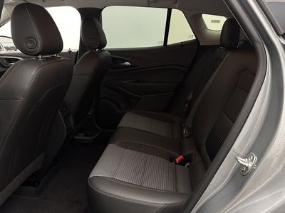 2025 Chevrolet Trax - Photo 18