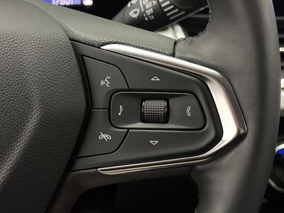 2025 Chevrolet Trax - Photo 16