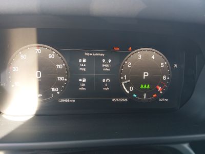 2025 Land Rover Defender - Photo 14