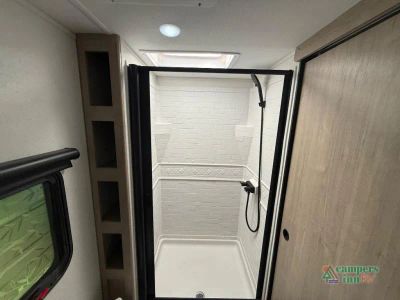 2025 Grand Design Imagine XLS — photo 27 view