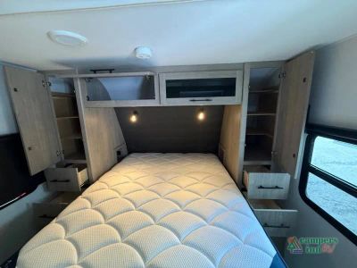 2025 Grand Design Imagine XLS — photo 24 view