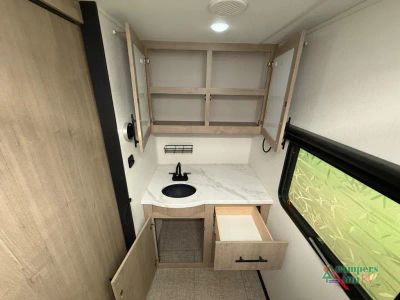 2025 Grand Design Imagine XLS — photo 29 view