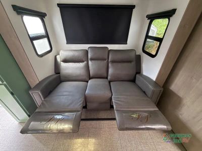 2025 Grand Design Imagine XLS — photo 15 view