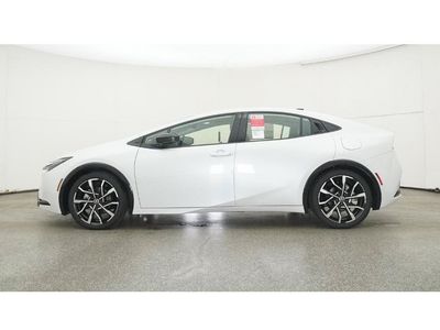 2026 Toyota Prius Plug-In Hybrid - Photo 19