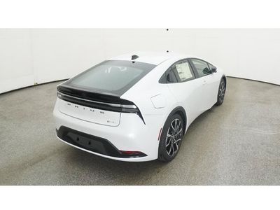2026 Toyota Prius Plug-In Hybrid - Photo 8