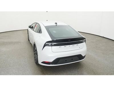 2026 Toyota Prius Plug-In Hybrid - Photo 6