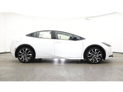 2026 Toyota Prius Plug-In Hybrid - Photo 27