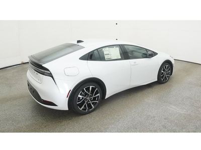 2026 Toyota Prius Plug-In Hybrid - Photo 9