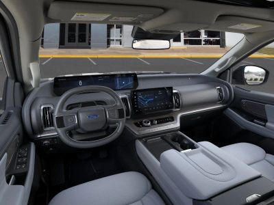 2026 Ford Expedition - Photo 9