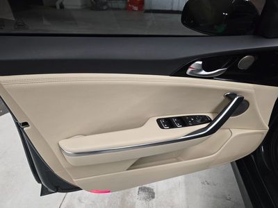 2023 Kia Stinger - Photo 14