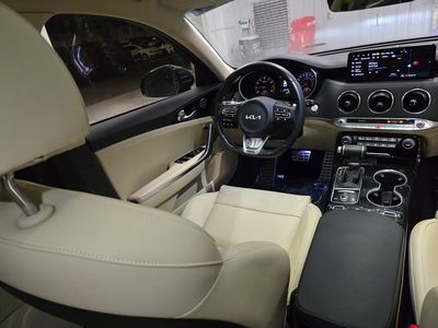 2023 Kia Stinger - Photo 36