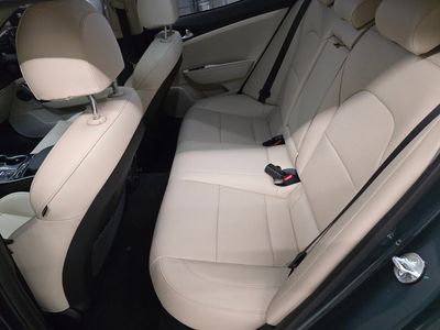 2023 Kia Stinger - Photo 31