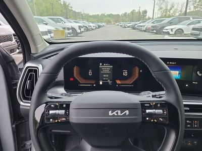 2026 Kia Sorento — photo 13 view