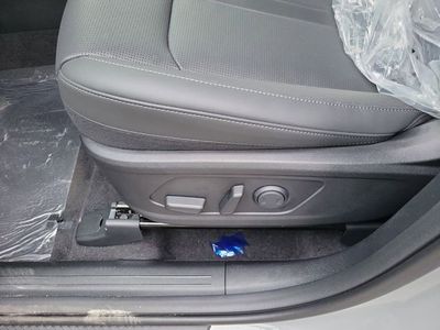 2026 Kia Sorento — photo 9 view