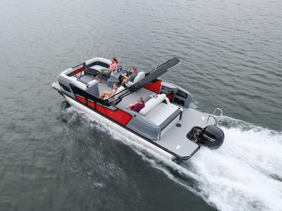 2026 Sylvan R-22 CLZ DH — front three-quarter view