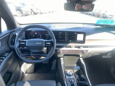 2026 Kia Sorento Hybrid — photo 12 view