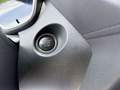 2024 Toyota Corolla Cross - Photo 18