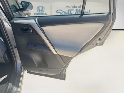 2015 Toyota RAV4 - Photo 29