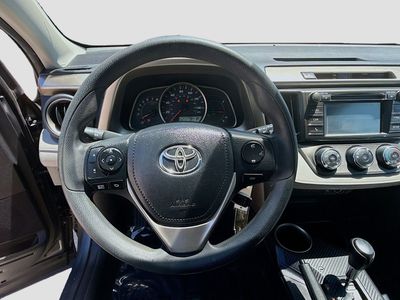 2015 Toyota RAV4 - Photo 10