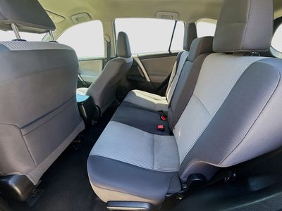2015 Toyota RAV4 - Photo 22