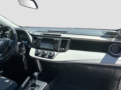 2015 Toyota RAV4 - Photo 31