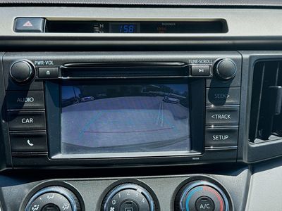 2015 Toyota RAV4 - Photo 13