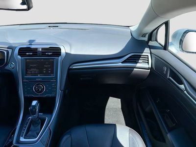 2014 Ford Fusion - Photo 17