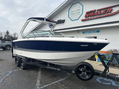 2025 Chaparral 247 SSX - Photo 1
