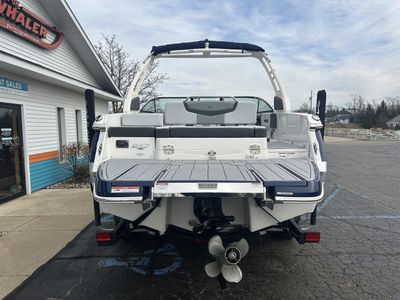 2025 Chaparral 247 SSX - Photo 6
